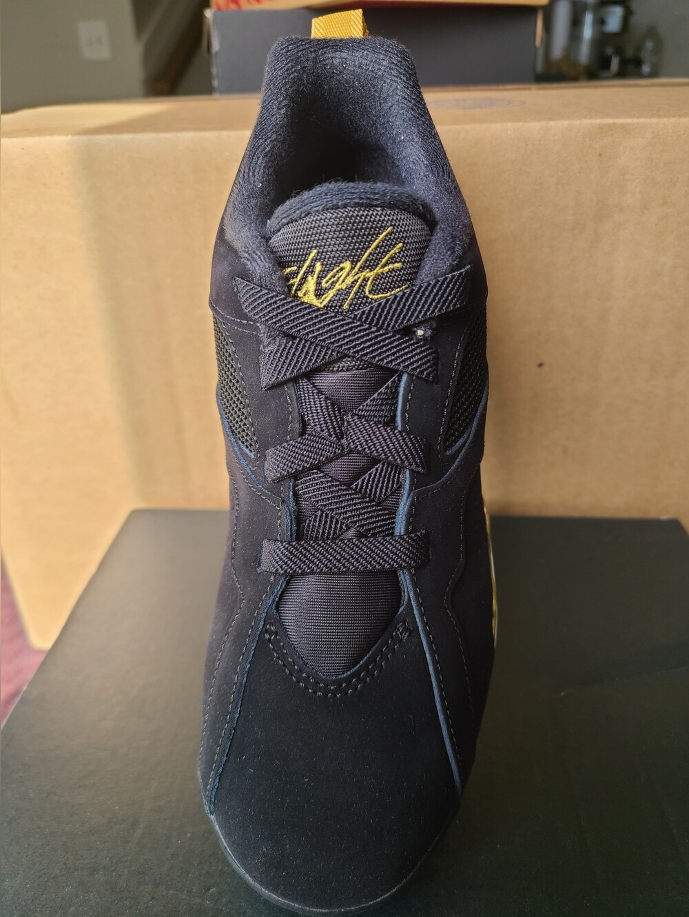 Jordan MVP 92 Size 3 Youth new with box - Picture 3 of 4